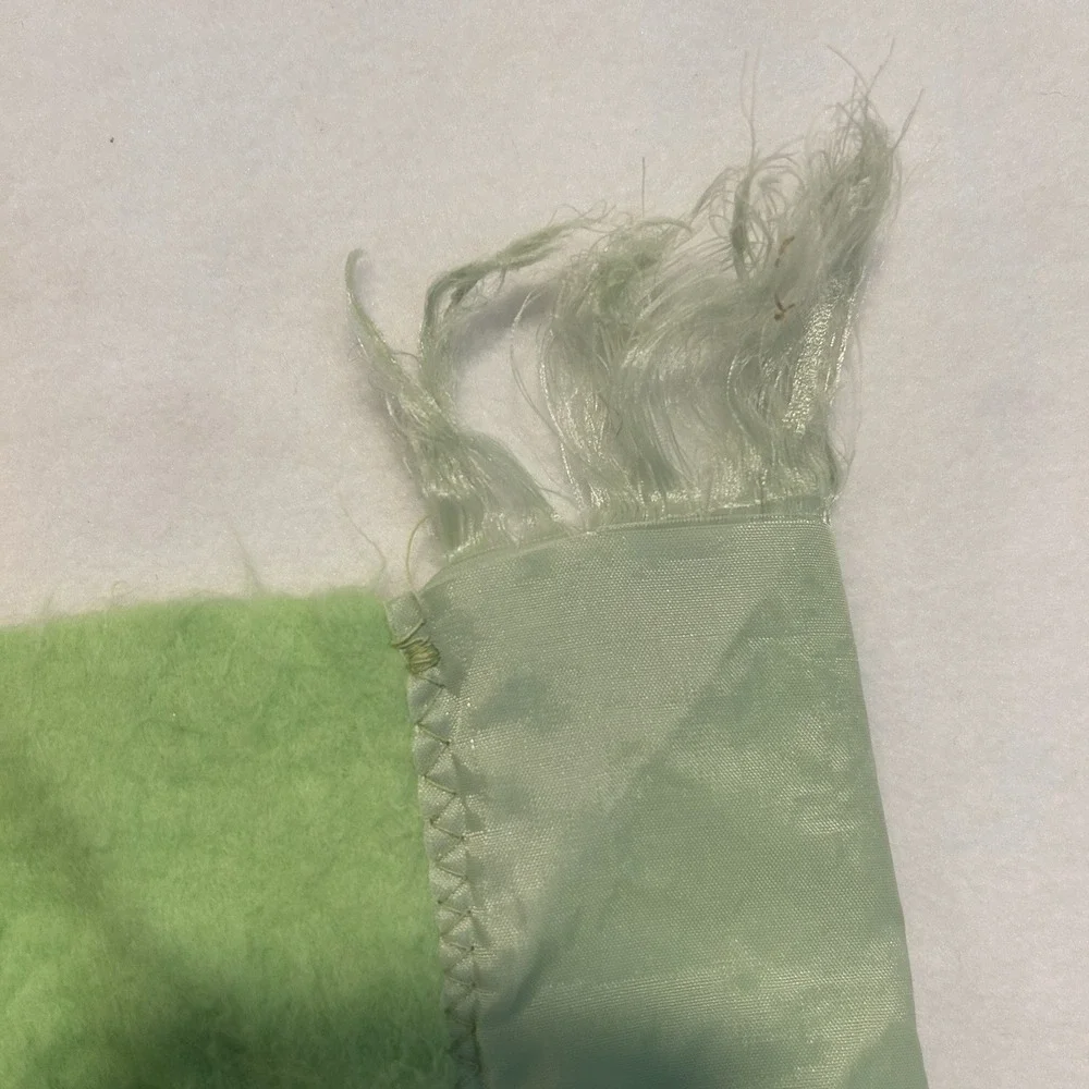 Vintage Acrylic Mint Green Blanket 72x94 Satin Embroidered Trim MCM Retro Soft